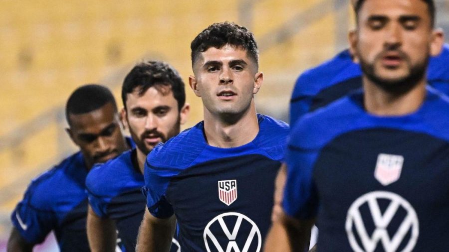 2022年FIFA世界杯的预测,专家们对美国国家队与威尔士的比赛意见不一,英格兰和荷兰预计将游刃有余