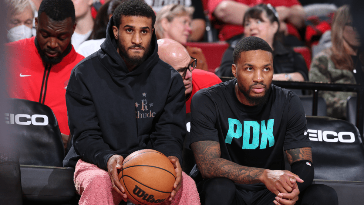 加里-佩顿二世与开拓者队一起训练，开拓者队的防守在火热的开局之后已经跌落悬崖