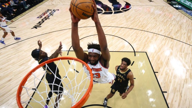 尼克斯队战胜猛龙队，这是15年以来在加拿大取得的第一场胜利