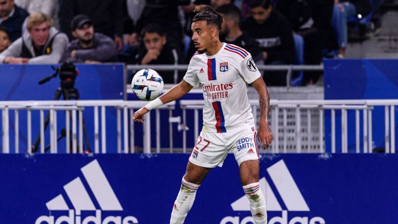 消息人士透露,切尔西同意里昂的古斯托的交易