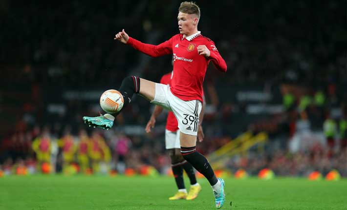 曼联战胜低迷的埃弗顿将增强前四的希望