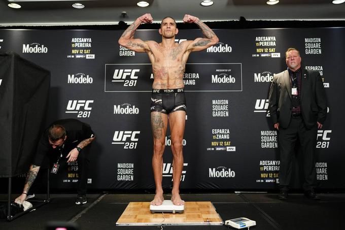 UFC 281称重结果,阿德桑亚VS佩雷拉