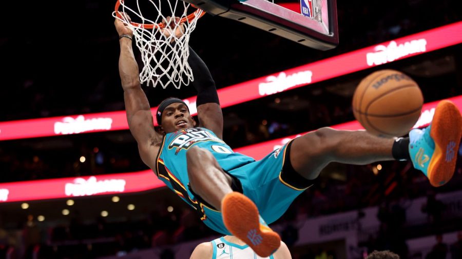 NBA球员赔率和选择：在今晚（12月20日）爵士对活塞的比赛中，押注贾伦-杜伦的篮板