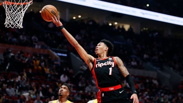 圣安东尼奥马刺队对波特兰开拓者队的预测,开拓者重拾信心