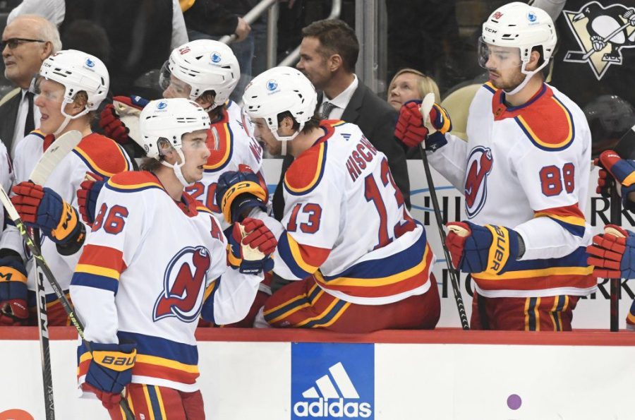 游骑兵对魔鬼队的赔率和预测--周六下午曲棍球的最佳赌注