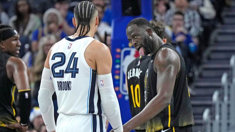 勇士队的德雷蒙德-格林回击了 