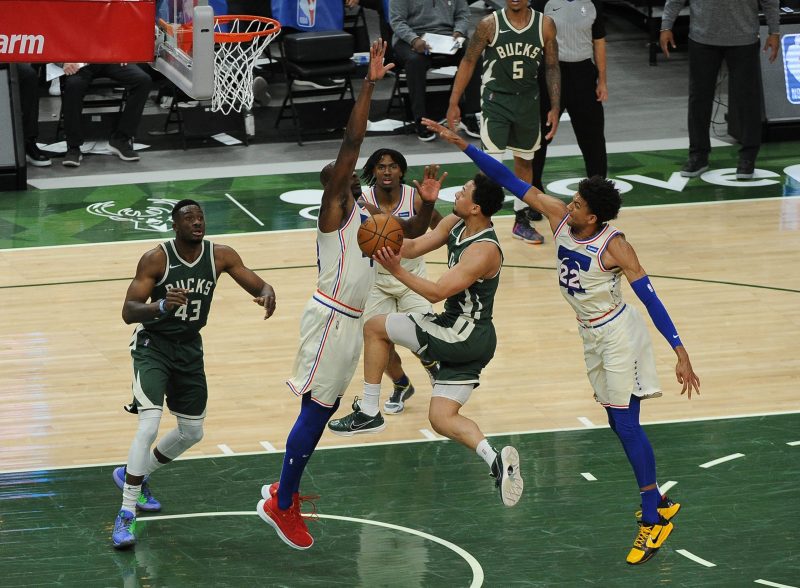 费城76人vs密尔沃基雄鹿NBA盘口选择、预测、赔率