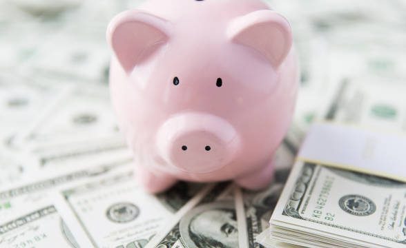 阿尔塔迪纳的企业主因出售强力球彩票中奖而获得100万美元奖金