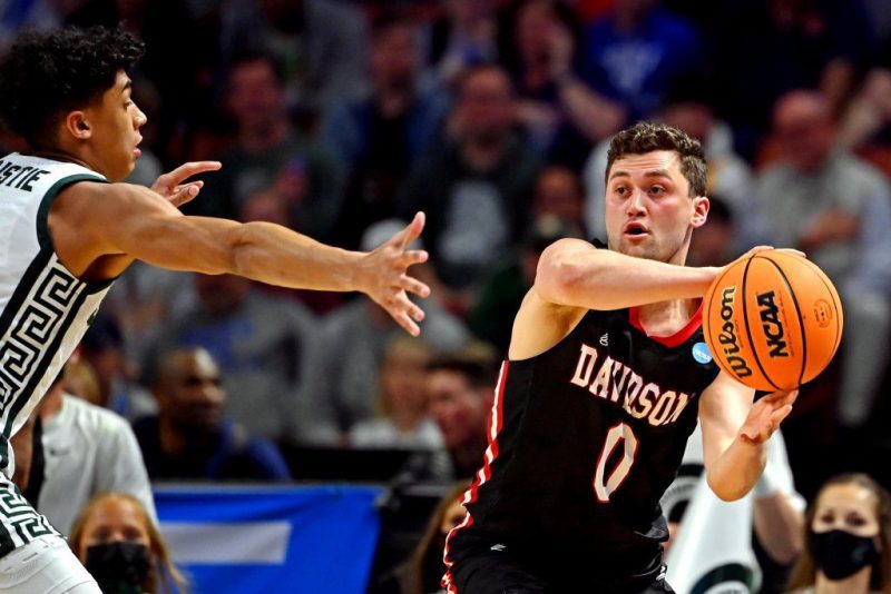 戴维森VS赖特州立大学预测、让分盘和赔率（11月9日）