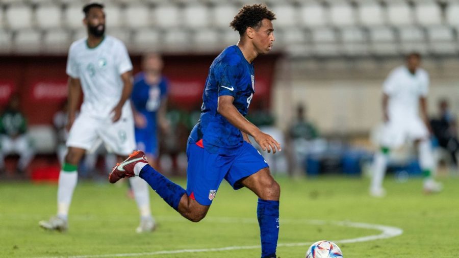 亚当斯被任命为美国国家队的世界杯队长