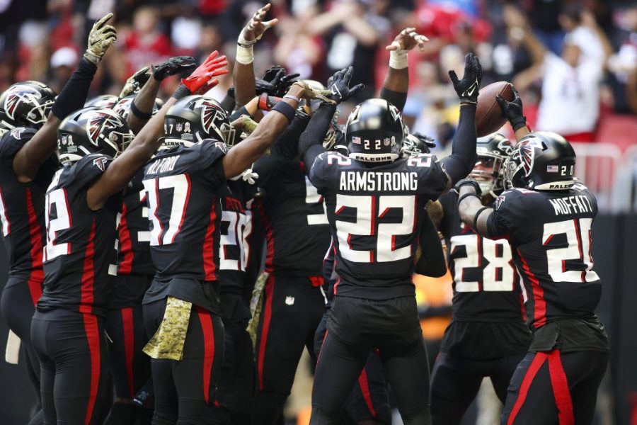 猎鹰队对黑豹队周四晚间足球赛的NFL公众投注和资金赔率