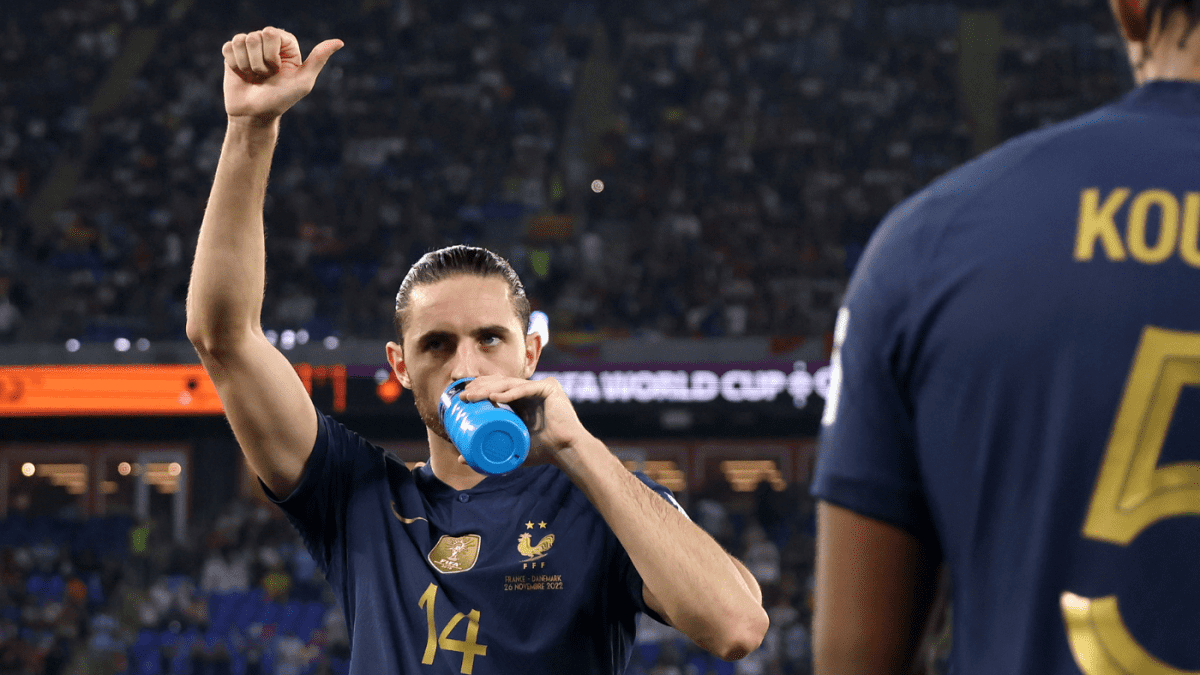 法国对摩洛哥，世界杯阵容首发名单,阿德里安-拉比奥特、达约特-乌帕梅卡诺因病退出