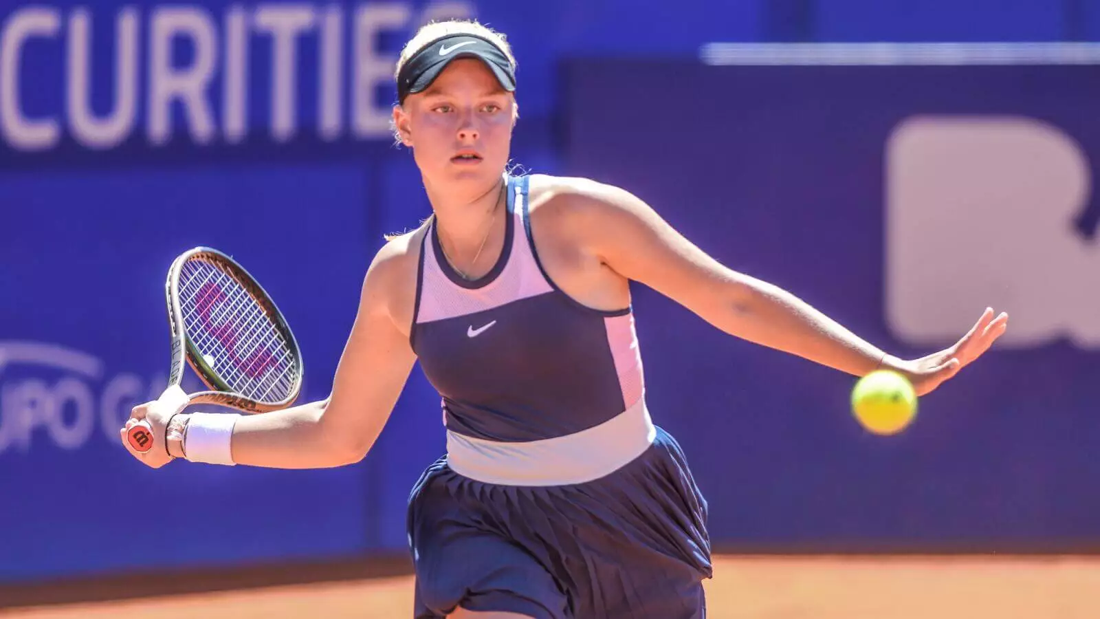 WTA布伦达-弗鲁维尔托娃VS玛丽亚-卢尔德-卡莱最佳投注