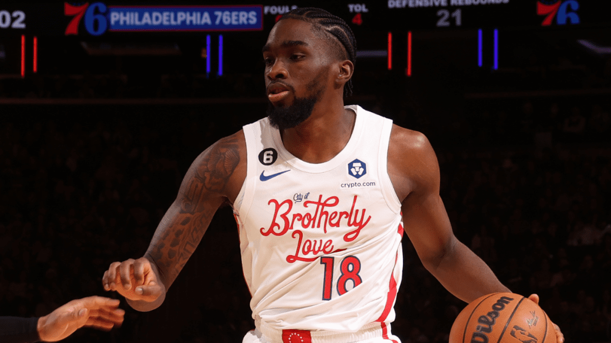 76人对尼克斯,撼动米尔顿的半场压哨跳投改变了比赛，照亮了反跳投的流行病