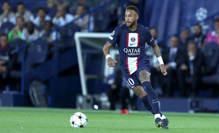 巨人相撞，巴黎圣日耳曼在冠军联赛中主场迎战拜仁慕尼黑