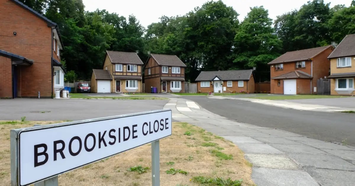 《布鲁克赛德》赔率 | 汤姆林森与斯威尼或将回归《霍利奥克斯》联动剧集