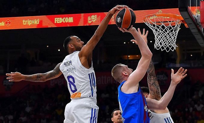 巴塞罗那VS皇家马德里的预测,有件事让巴萨无法开始激情的篮球舞蹈