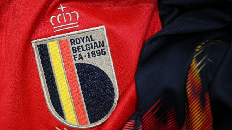 消息人士透露,比利时将覆盖球衣上的 “爱 “字标签