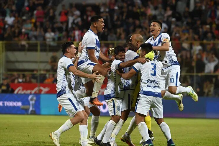 国民俱乐部VS阿梅利亚诺预测,阿梅利亚诺能否继续保持同样的势头？