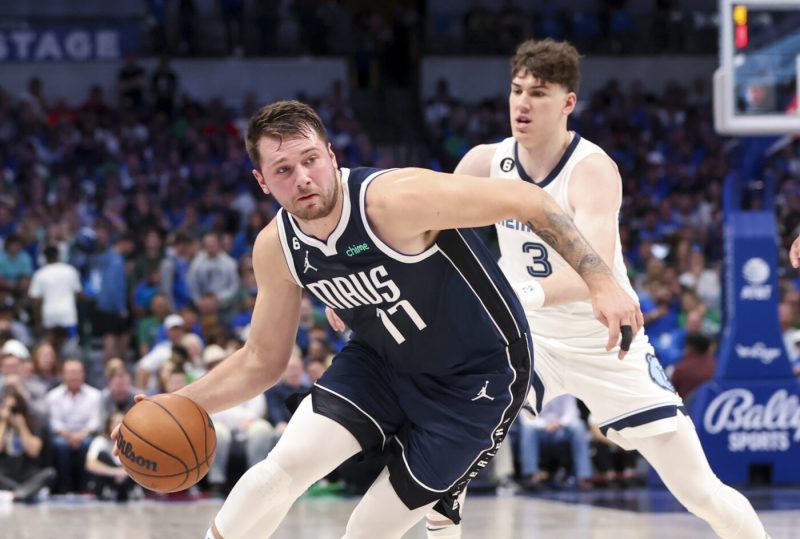 达拉斯小牛队VS洛杉矶快船队NBA盘口选择、预测、赔率