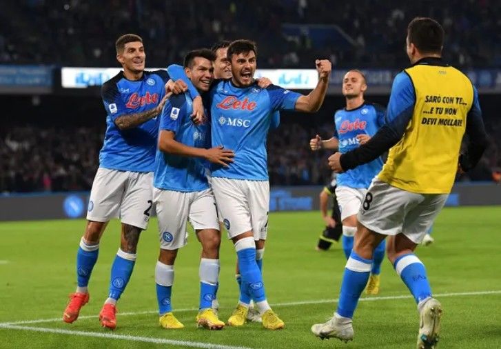 那不勒斯VS法兰克福预测,他们是否能在回程中巩固自己的优势？