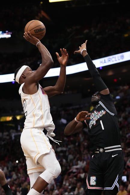 迈阿密热火队对阵洛杉矶快船队 1/2/23 - NBA推荐和预测