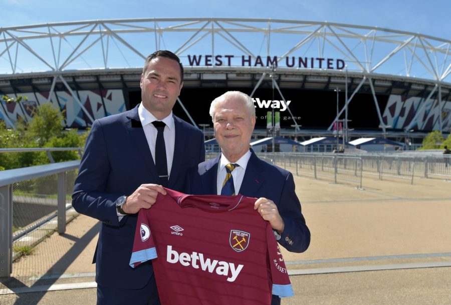 超级集团在第三季度业绩前透露可能收购技术供应商的消息