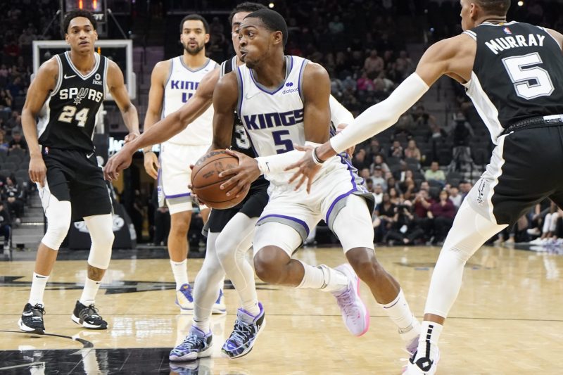洛杉矶湖人vs萨克拉门托国王NBA盘口预测，赔率
