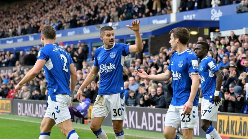 利物浦对阵埃弗顿的赔率，选择|英超比赛分析（2月13日，星期一）