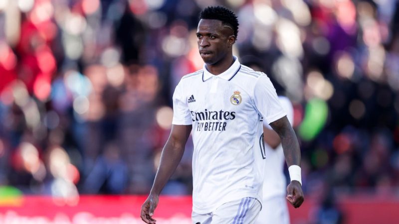 球迷将因维尼修斯的种族辱骂而被罚款和禁赛