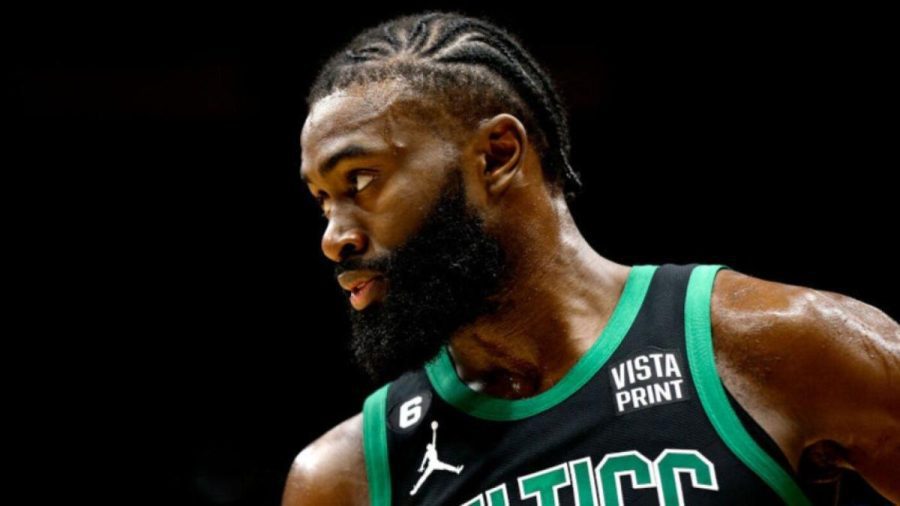 杰伦-布朗发推特支持巴克莱中心外的黑希伯来以色列人，支持凯里-欧文的回归