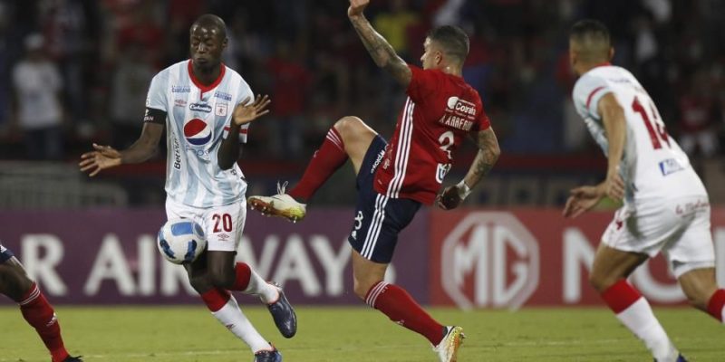 卡利美洲对麦德林独立的预测,麦德林在头等舱胜率统计中领先