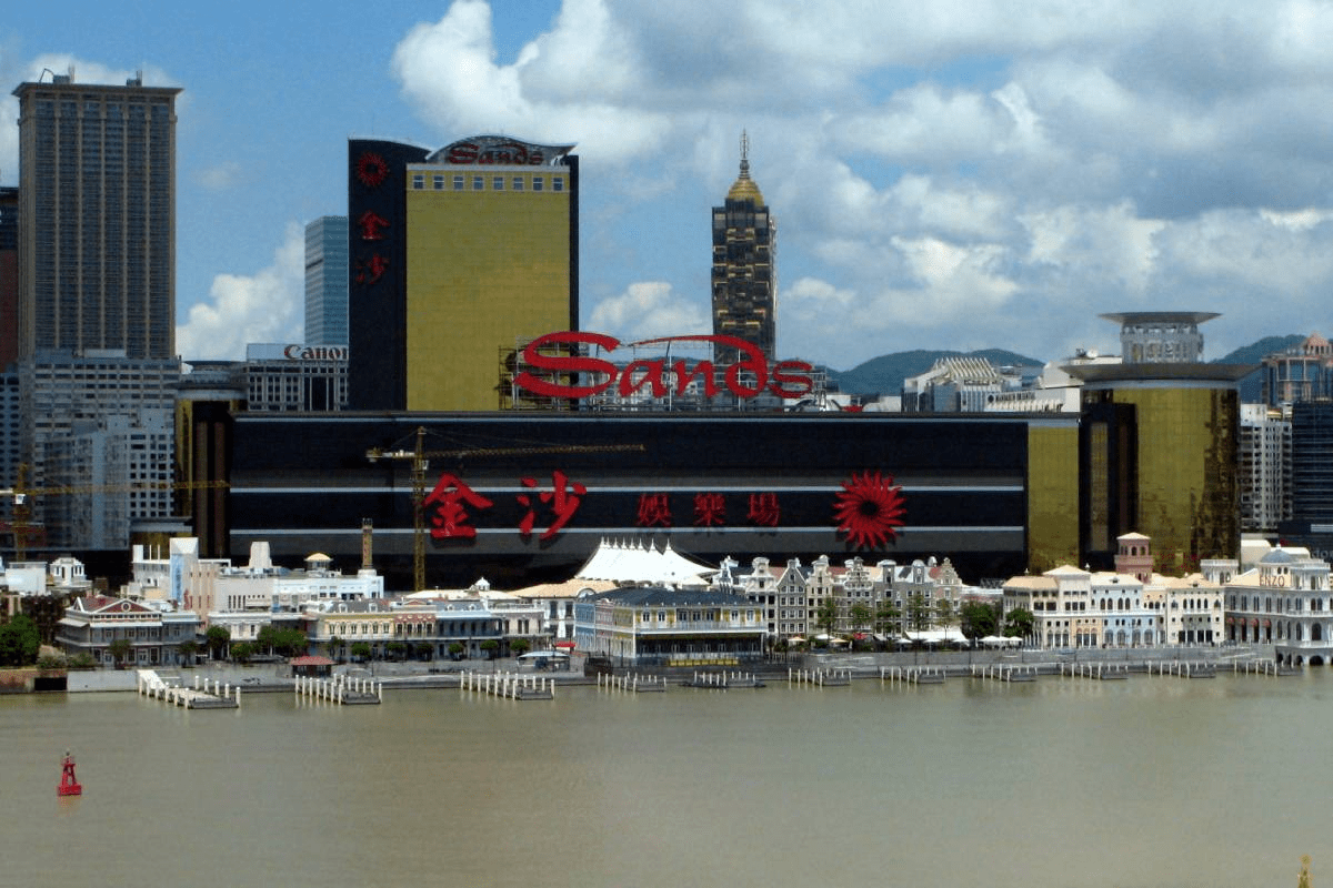 金沙中国第四季度净亏损3.48亿美元