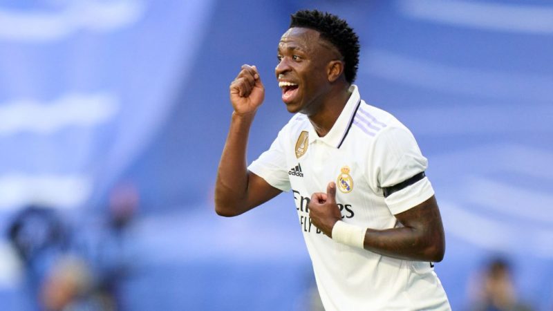 小维尼 裁判员没有惩罚对手的犯规行为