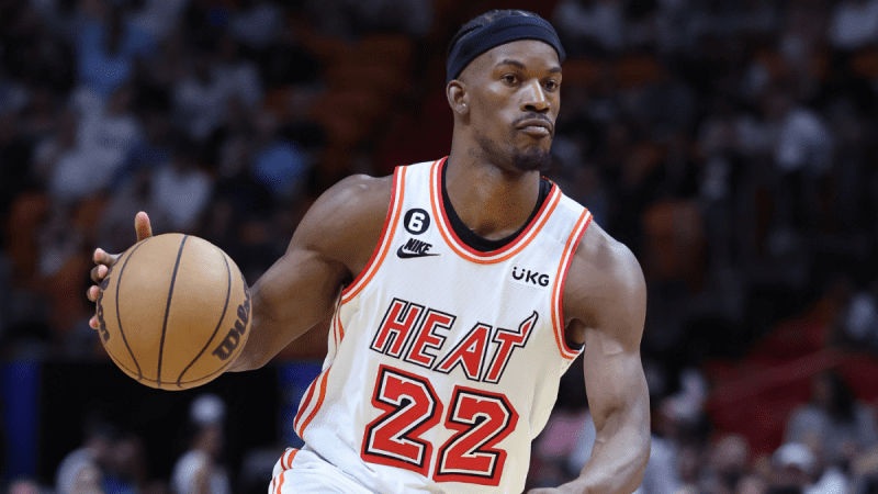 NBA的排名，东部地区的季后赛情况,目前的对阵情况，排名，破发点，预测