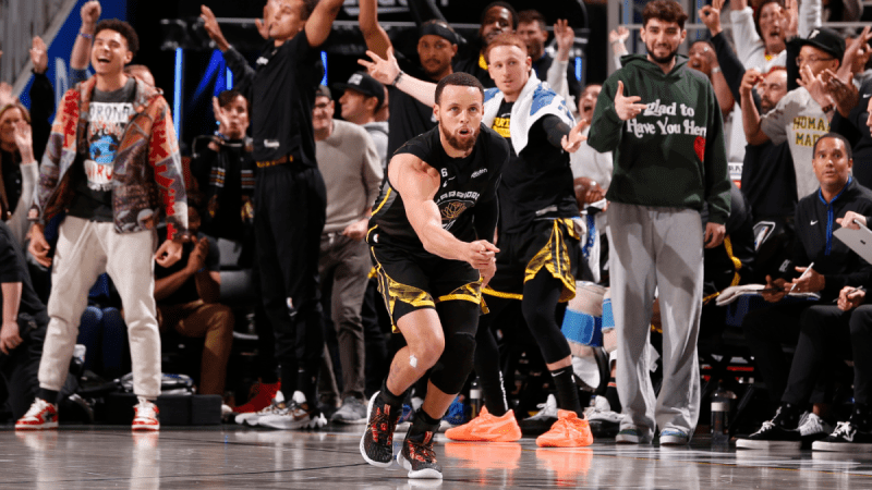 勇士队在对阵鹈鹕队的比赛中可能已经挽救了他们的赛季，下半场的激增让人感觉像过去一样