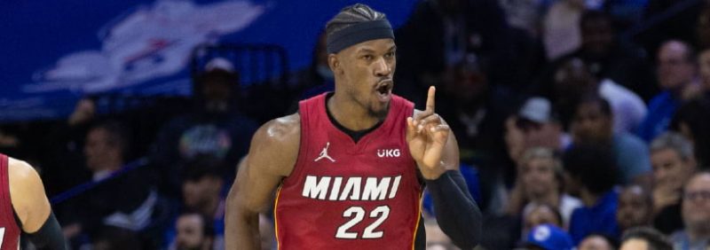 NBA同场比赛的赔率、选择和预测,周日