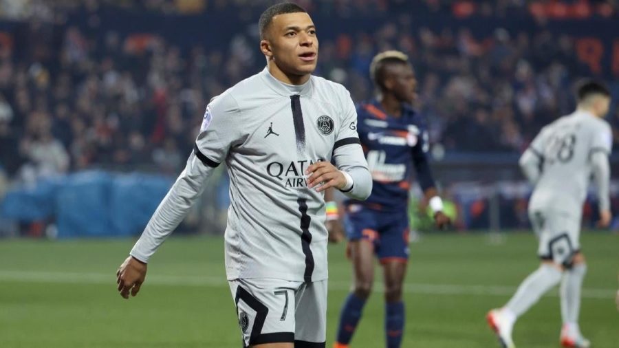 据报道，PSG的Kylian Mbappe在拜仁慕尼黑冠军联赛的冲突前恢复了训练