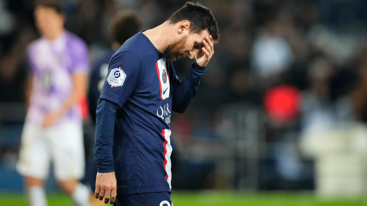 PSG：凯利安-姆巴佩的受伤、内马尔的不稳定和俱乐部的挣扎要归咎于世界杯的宿醉吗？