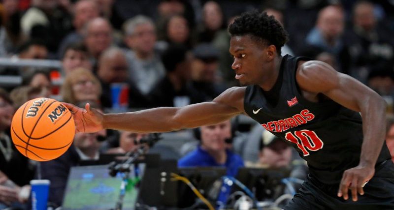 伊利诺伊州立大学VS北爱荷华州立大学预测、赔率和让分盘（3月2日）