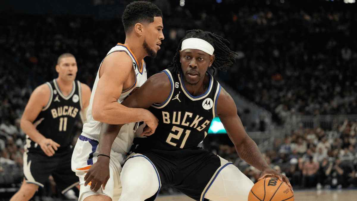 小霍乐迪再次困扰德文-布克，雄鹿队击败太阳队取得14连胜,经验之谈