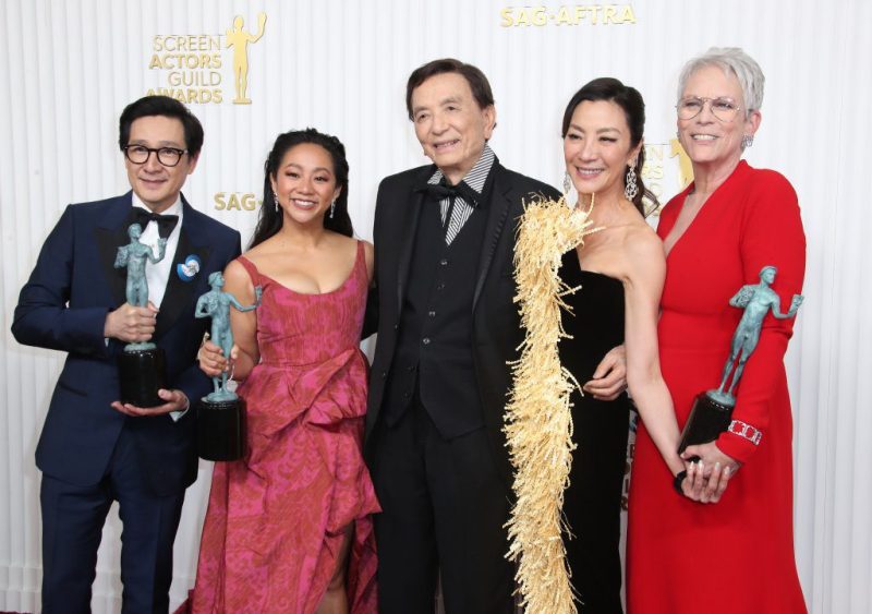 2023年奥斯卡奖赔率和预测,查看奥斯卡颁奖典礼上的最爱