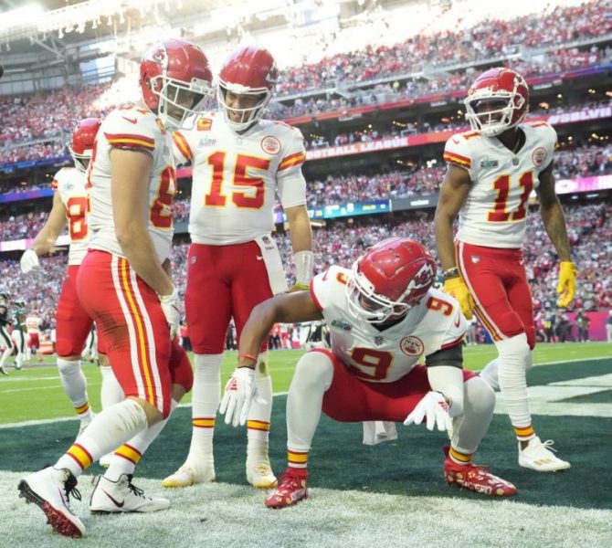 2023年NFL开局胜率 - 酋长队、孟加拉队和49人队均获得最高总分11.5分