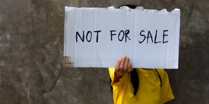 胡志明和战马的员工接受了广泛的人口贩运培训