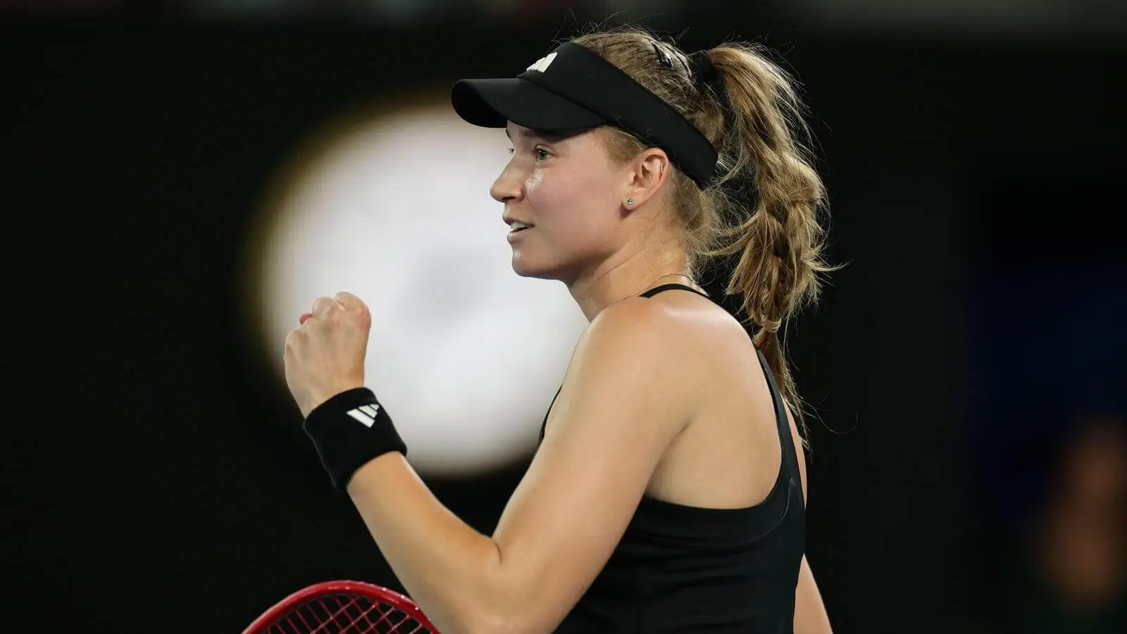 埃琳娜-雷巴金娜对维多利亚-阿扎伦卡最佳投注