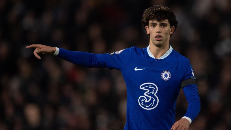 若昂-费利克斯支持维尼修斯，抨击种族主义虐待行为