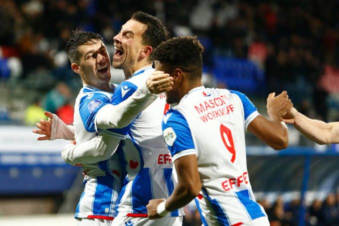 坎布尔对海伦芬的预测,坎布尔vs海伦芬预测：超级巨星重回胜利之路