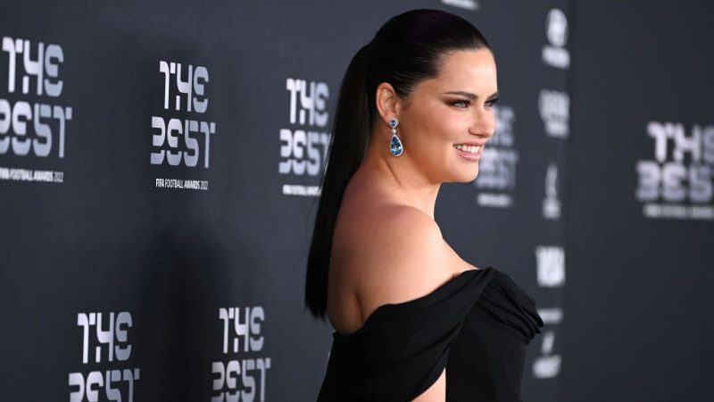 国际足联因挑选超模形象大使而受到批评