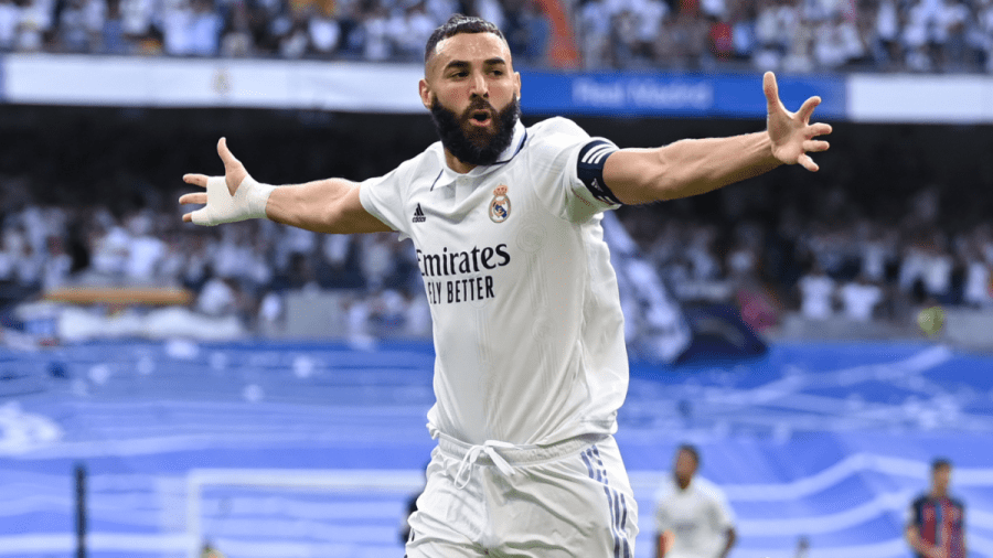 巴塞罗那对阵皇家马德里： 卡里姆-本泽马与超级明星共享克拉西科的舞台，现在轮到他发光了