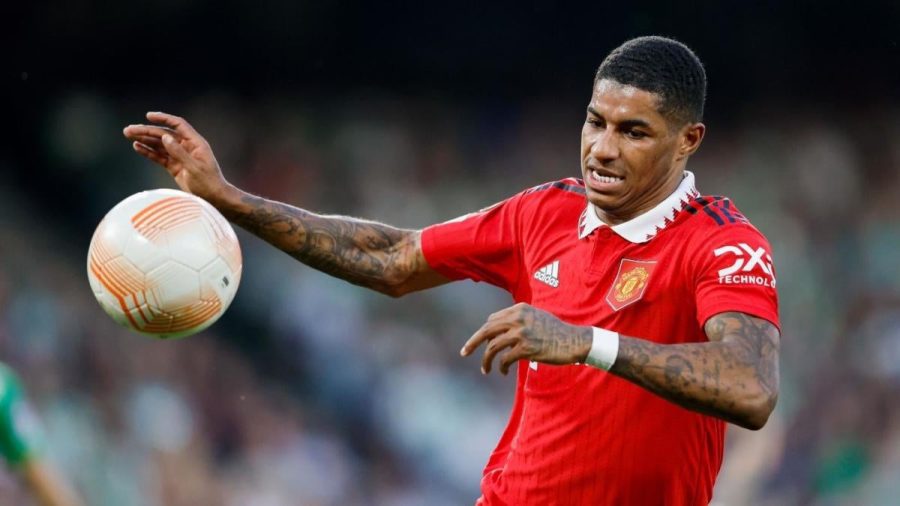 纽卡斯尔对曼联的直播： 英超联赛预测，如何在线观看，时间，新闻，赔率